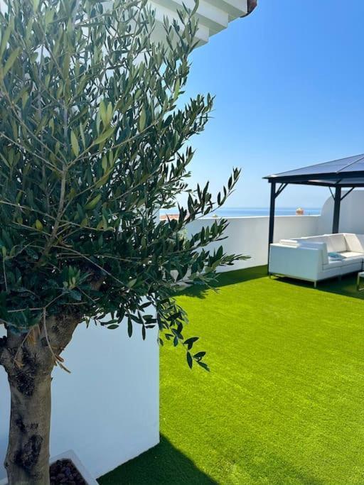 Appartamento Oceanview Luxury Penthouse Estepona Esterno foto